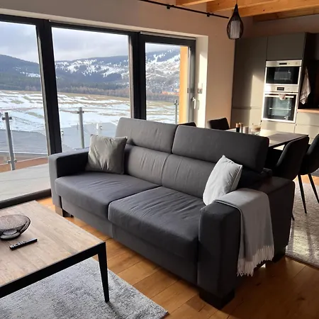 Infinity Klinovec Apartment 5 Апартаменты Лоучна-под-Клиновцем